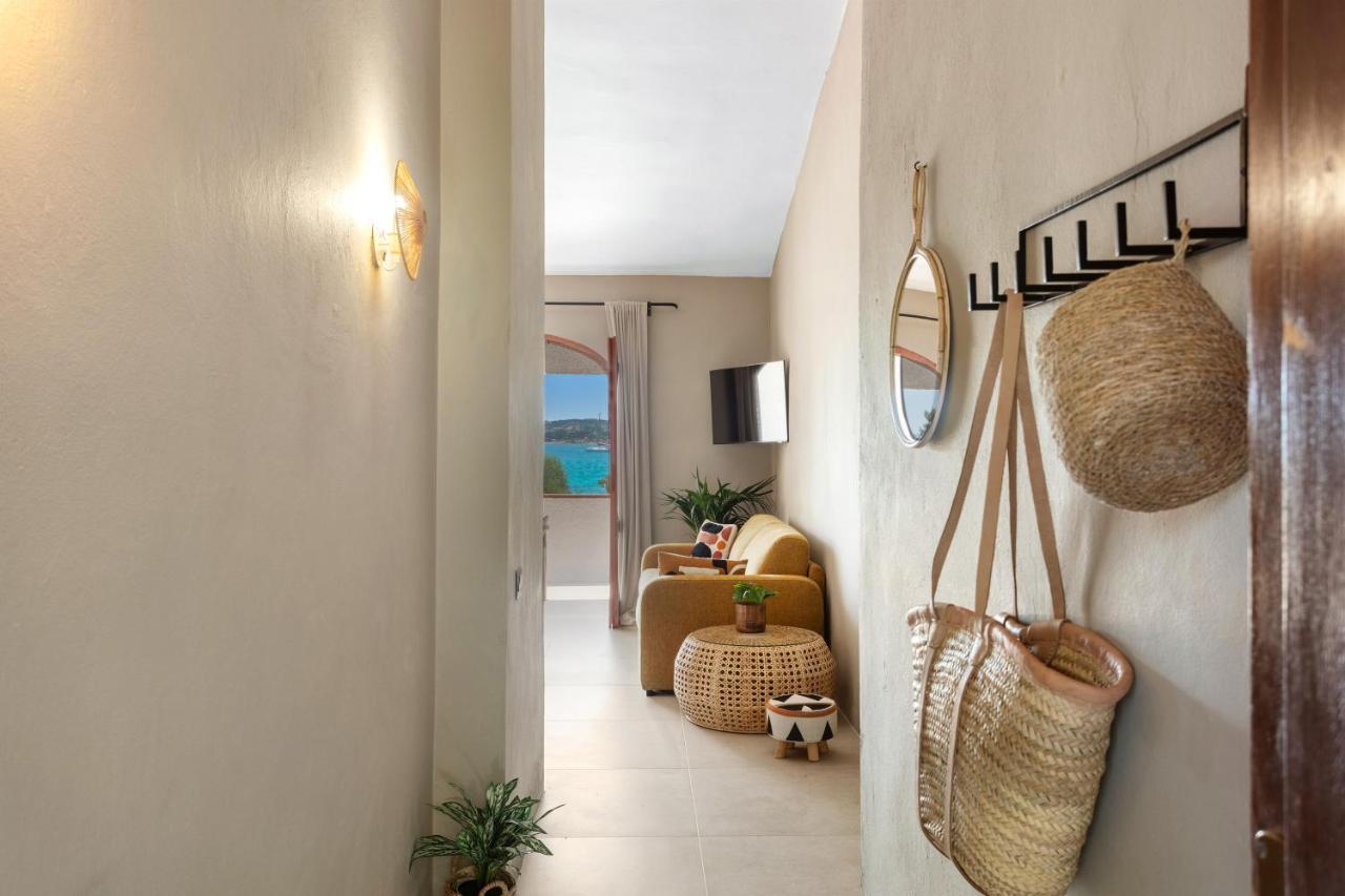 Baia Dorata Beach Apartment Porto Istana Exterior foto