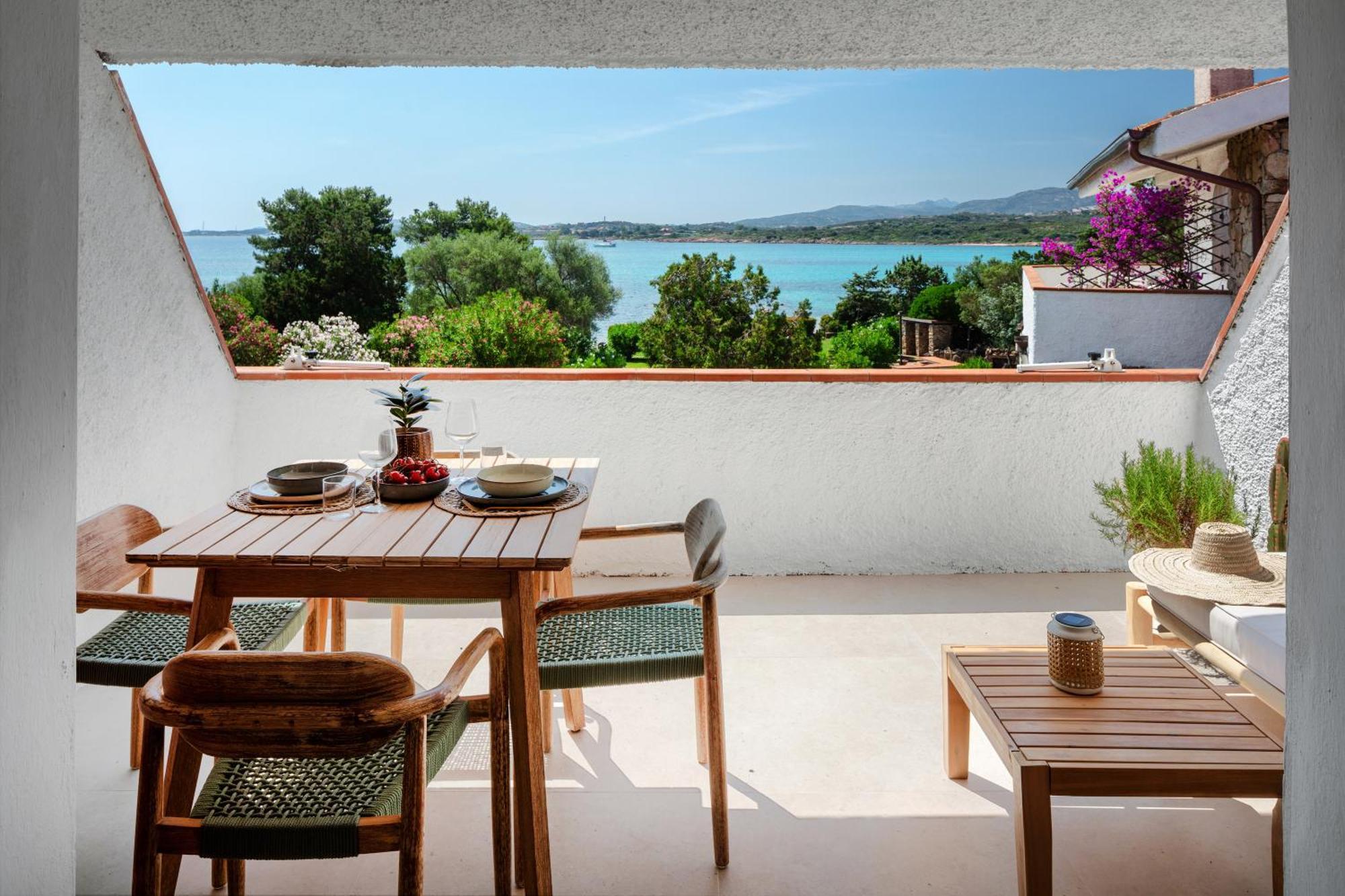 Baia Dorata Beach Apartment Porto Istana Exterior foto